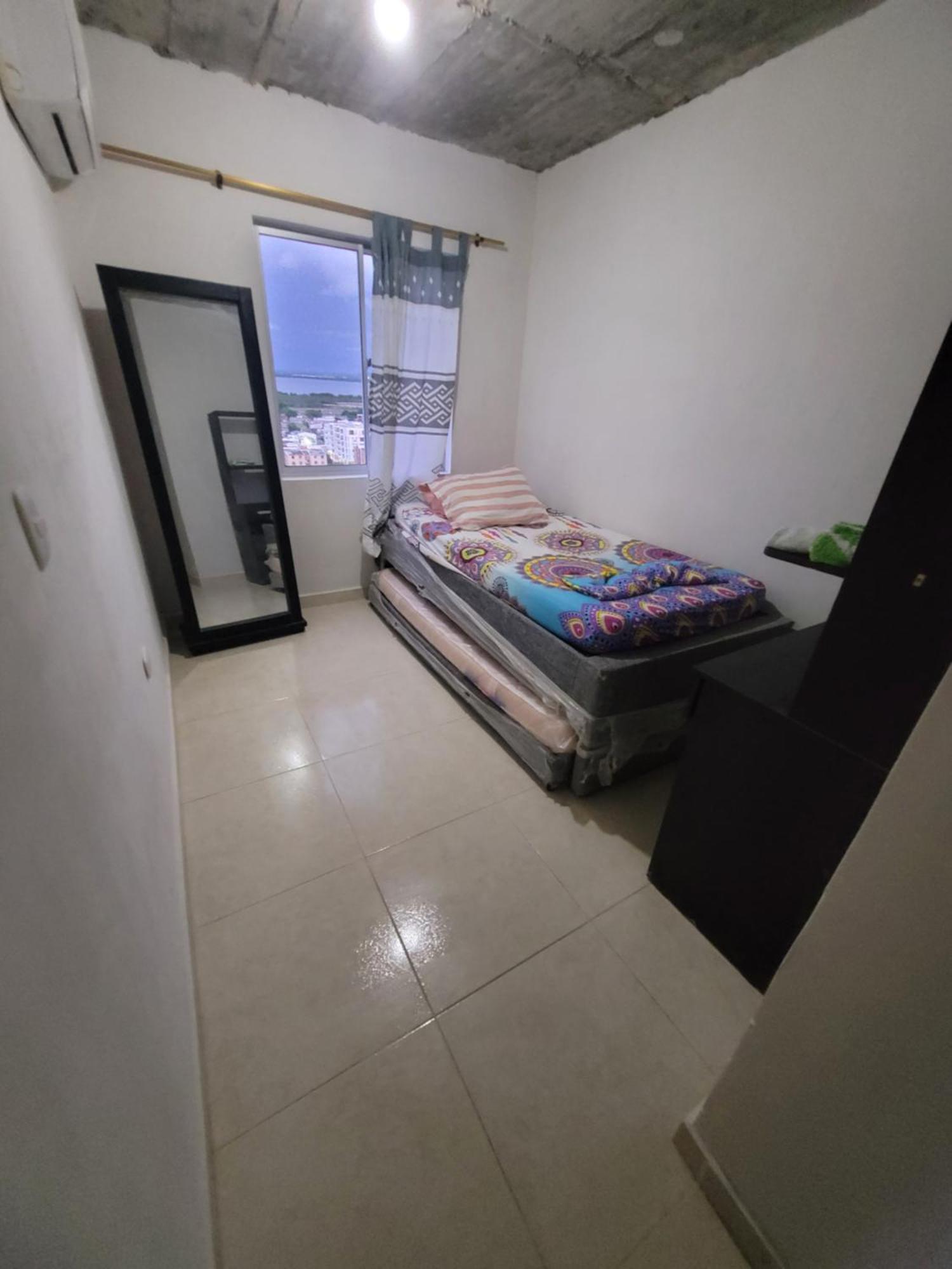 Apartamento Edificio 694 *